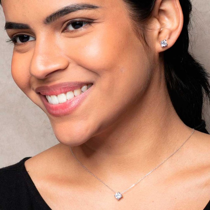 JUEGO EN ORO BLANCO DE 9 QUILATES