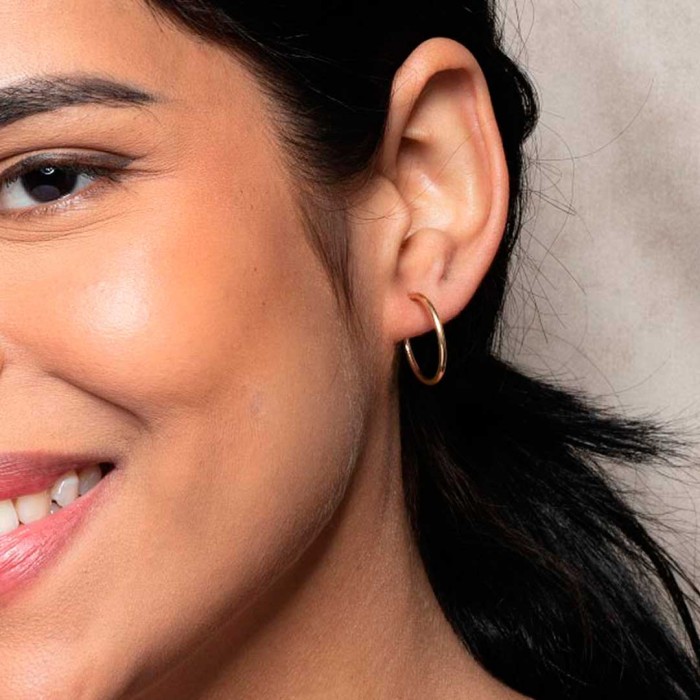 PENDIENTES DE ARO EN ORO DE 18 QUILATES 2