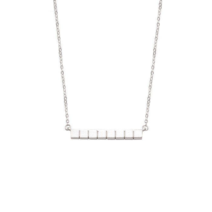 GARGANTILLA EN PLATA CON DETALLE DE BARRA