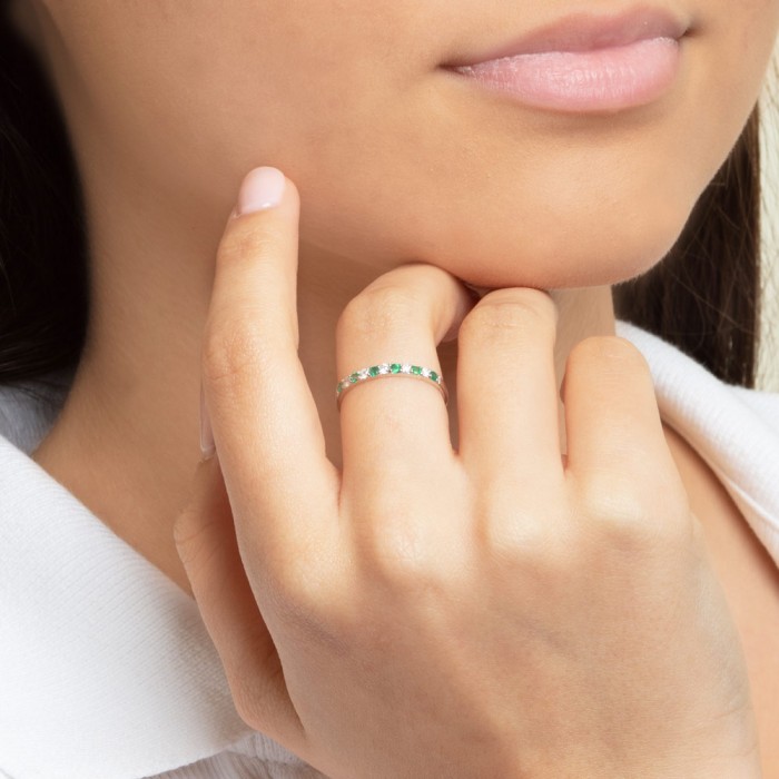 ANILLO EN ORO CON DIAMANTES Y ESMERALDAS