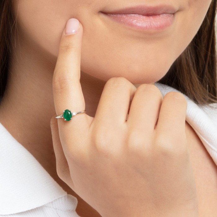 ANILLO EN ORO CON ESMERALDA Y DIAMANTES