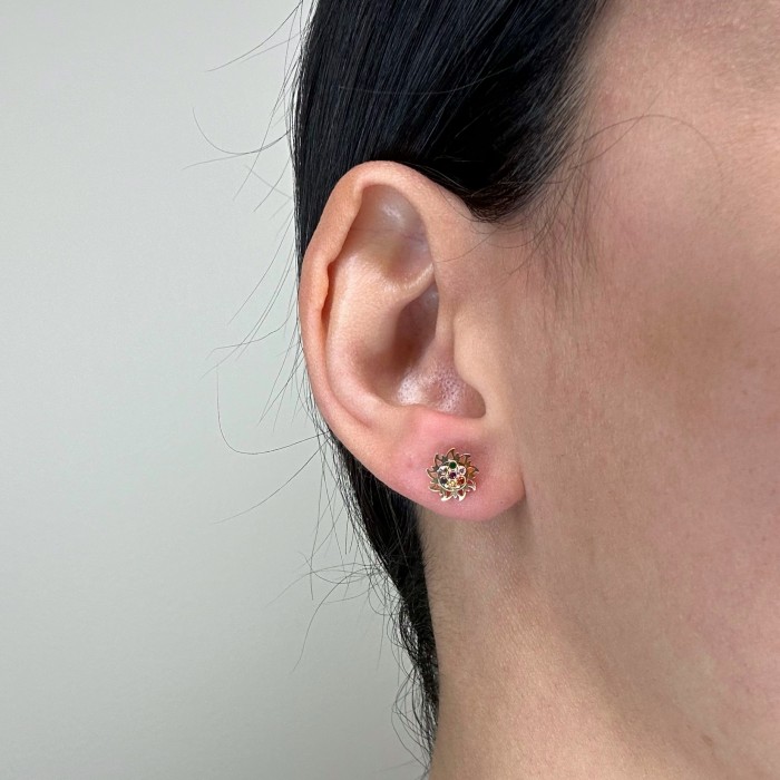 PENDIENTES EN ORO SOL CALADO CON CIRCONITAS