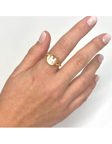 ANILLO EN ORO DE 18 QUILATES TIPO SELLO INICIAL