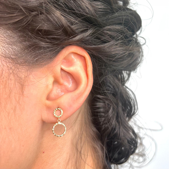 PENDIENTES ORO LARGOS CON AROS CALADOS 2