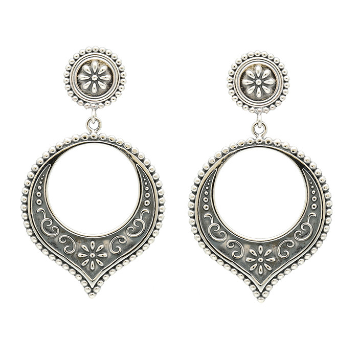 PENDIENTES EN PLATA LARGOS CIRCULO ARABESCOS