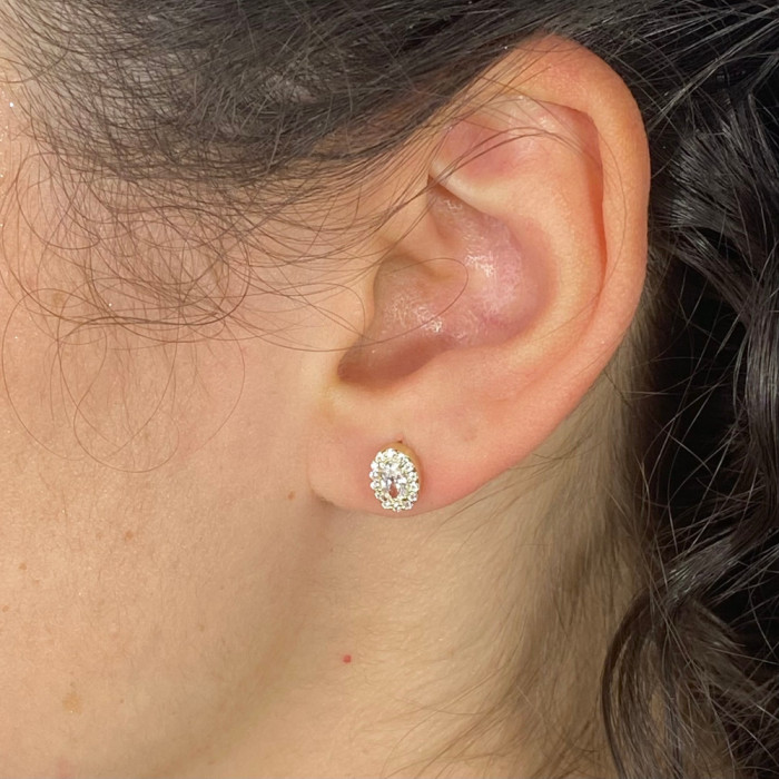 PENDIENTES EN ORO CON CIRCONITA CENTRAL GARRA BLANCA OVAL 2