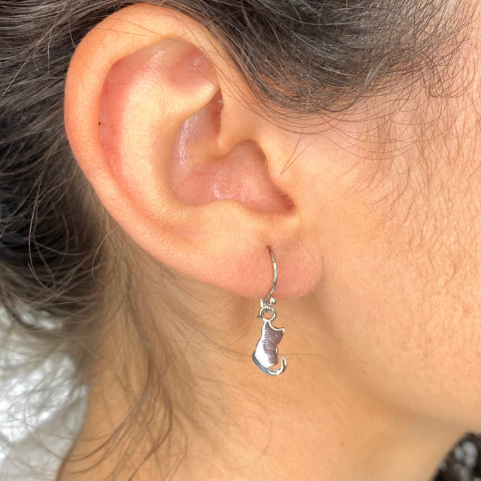 PENDIENTES EN PLATA LARGOS SILUETA GATO 2