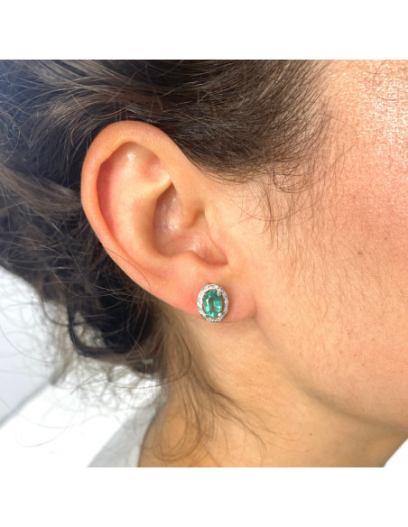 PENDIENTES EN ORO BLANCO DIAMANTES Y ESMERALADA OVALADA