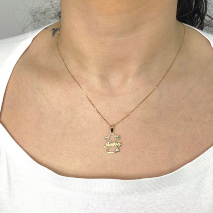 COLGANTE EN ORO SILUETA DE NIÑA LOGO MAMA 2