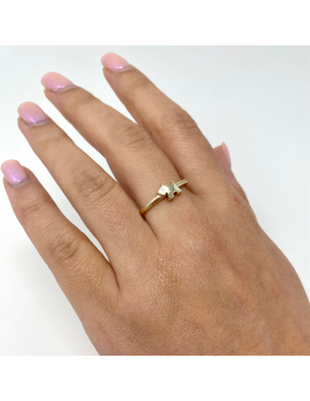 ANILLO EN PLATA DORADA PERRO Y CIRCONITAS BLANCAS