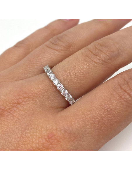 ANILLO EN PLATA CON CIRCONITAS EN GARRA