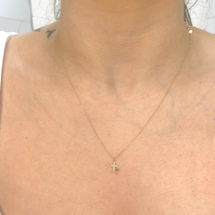 GARGANTILLA EN ORO CON DOS CRUCES Y CIRCONITAS 2