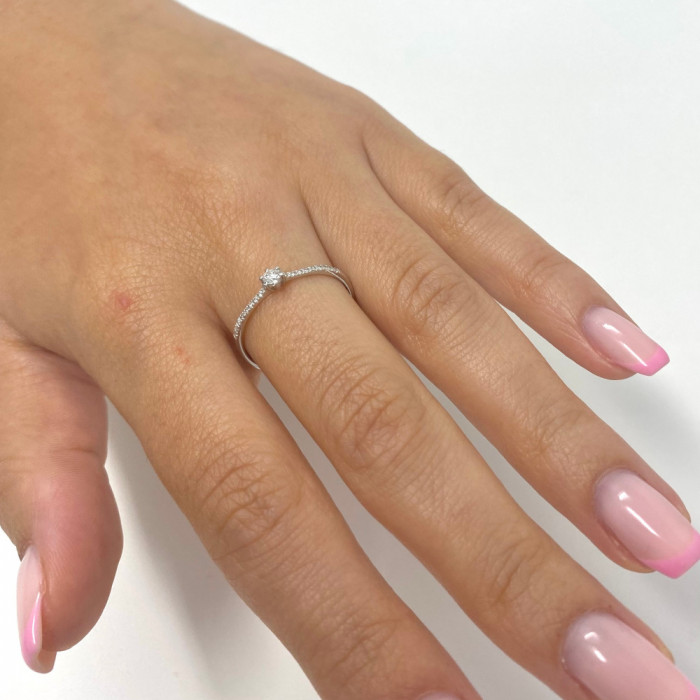 ANILLO EN ORO BLANCO Y DIAMANTES 2