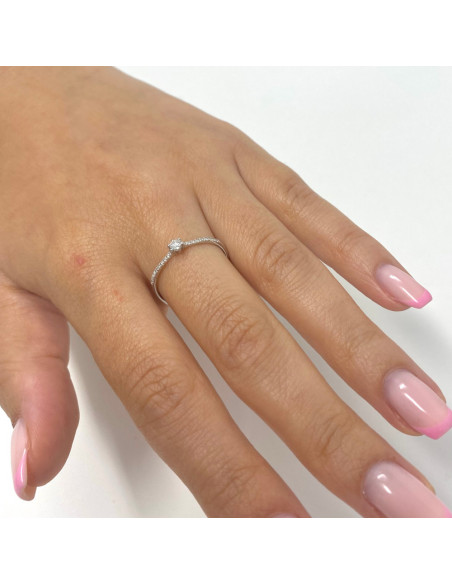 ANILLO EN ORO BLANCO Y DIAMANTES