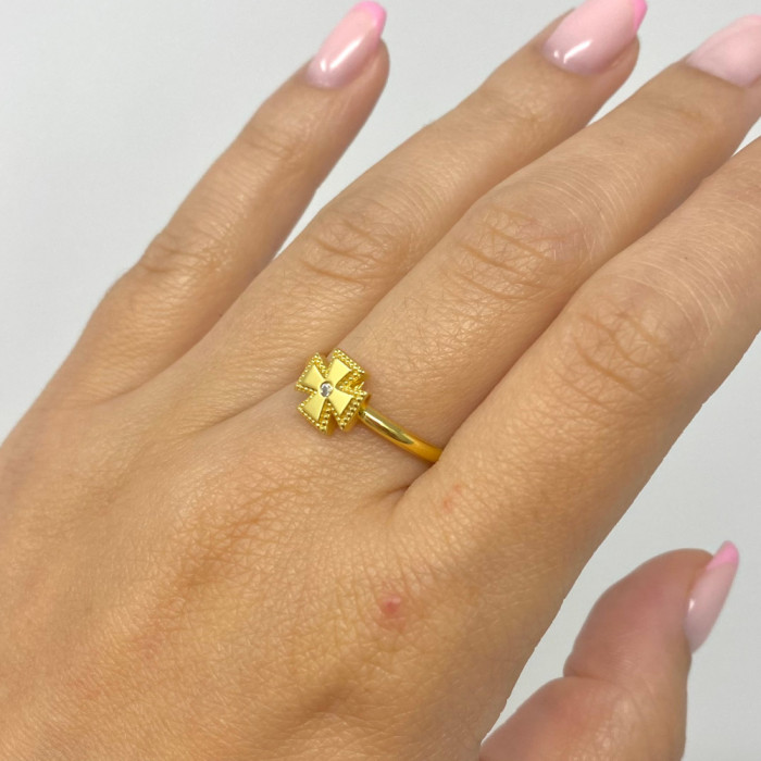 ANILLO EN PLATA DORADA CRUZ 2