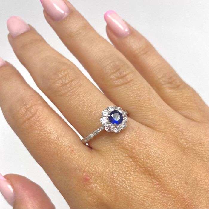 ANILLO EN PLATA CIRCONITA AZUL Y BLANCAS ROSETA 2