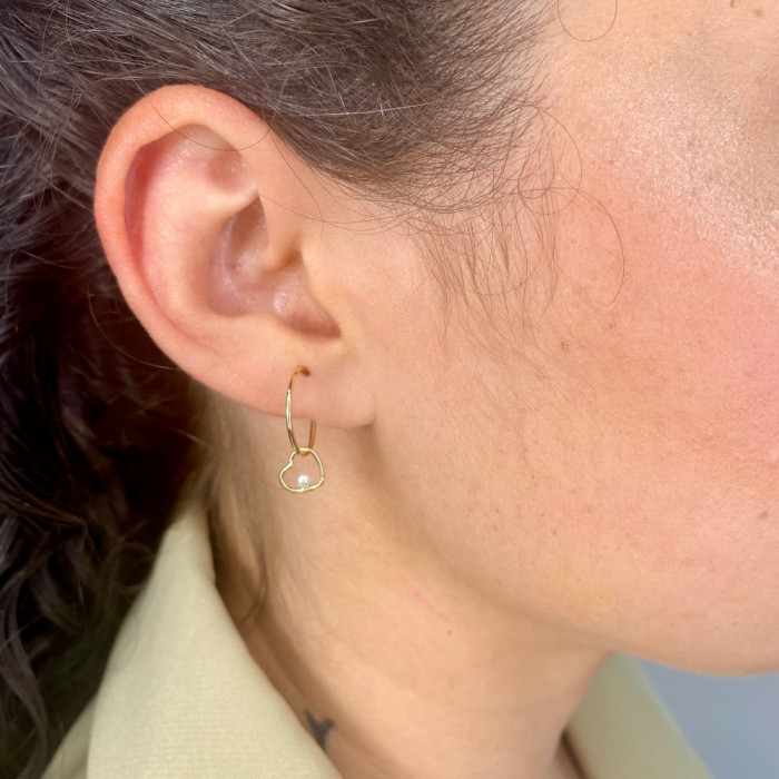 PENDIENTES EN ORO LARGOS ARO CON CORAZON Y PERLA CULTIVADA 2