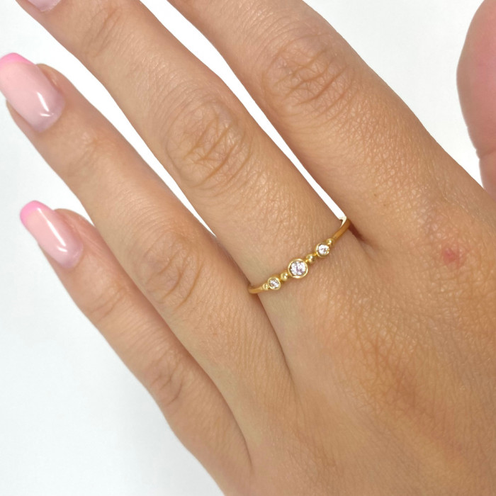 ANILLO EN ORO TRES CIRCONITAS REDONDAS BLANCAS 2