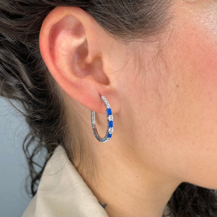 PENDIENTES PLATA EN ARO CON CIRCONITAS  AZULES Y BLANCAS EN BAGUETTE 2