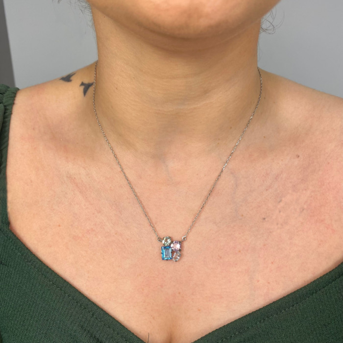 GARGANTILLA EN PLATA CON CIRCONITAS CUADRADAS 2