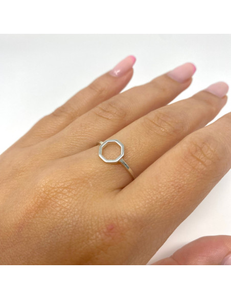 ANILLO EN PLATA OCTÓGONO