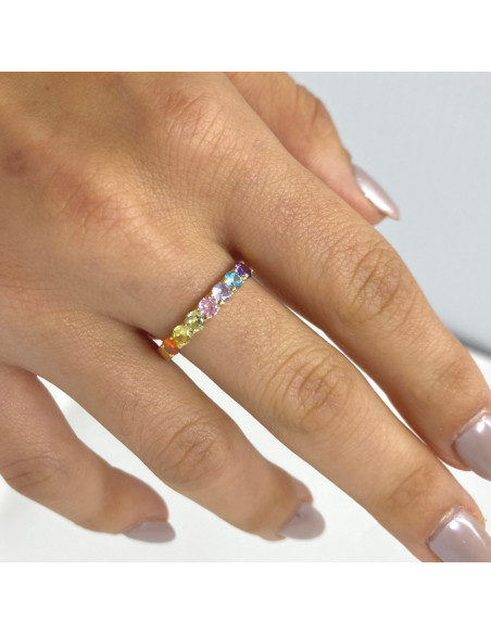 ANILLO EN ORO AMARILLO TIPO MEDIA ALIANZA CON CIRCONITAS DE COLORES