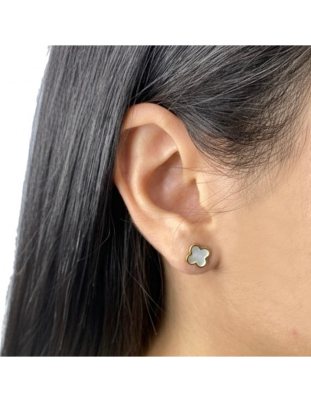 PENDIENTES EN ORO CON NACAR Y FORMA DE FLOR