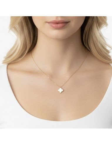 GARGANTILLA EN ORO CON COLGANTE FORMA FLOR Y NACAR EN CENTRO