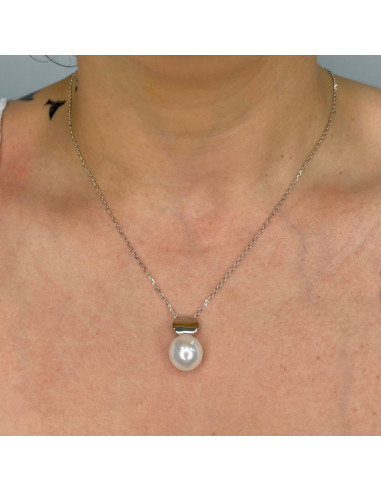 GARGANTILLA EN PLATA ÓVALO CONCAVO PLATA Y PERLA BLANCA