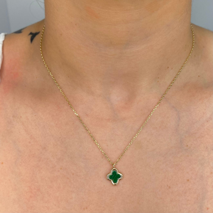 GARGANTILLA EN PLATA DORADA TRÉBOL VERDE 2