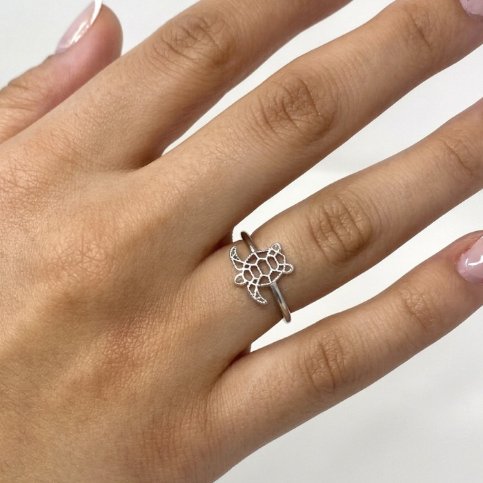 ANILLO EN PLATA CON FORMA DE TORTUGA CALADA 2