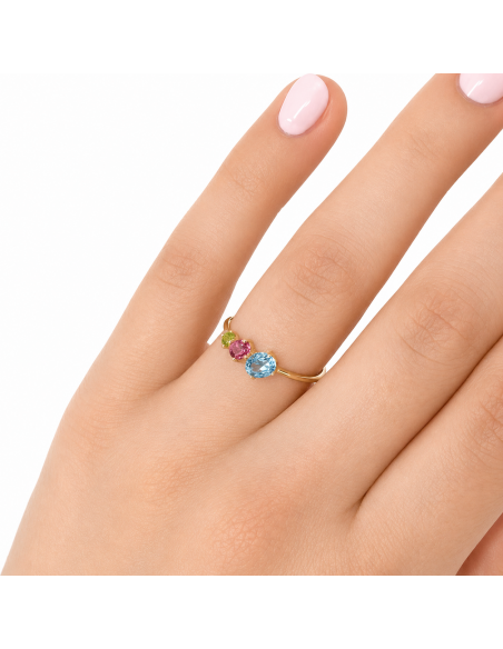 ANILLO EN ORO AMARILLODE 9 QUILATES TRES CIRCONITAS VERDE ROSA AZUL DISMINUCIÓN