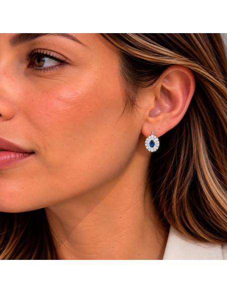 PENDIENTES EN PLATA CON CIRCONITAS BLANCAS CENTRO AZUL