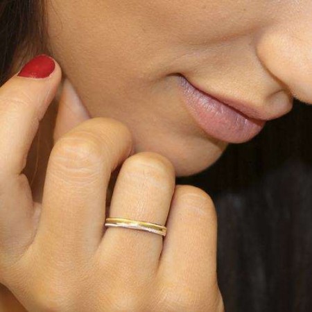 ALIANZA DE BODA EN ORO AMARILLO ALIANZA DE BODA EN ORO AMARILLO