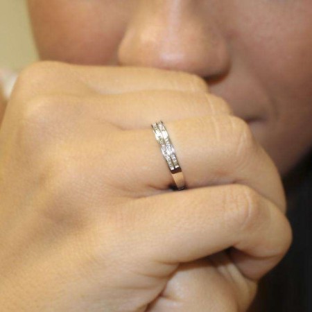 ANILLO EN ORO BLANCO Y DIAMANTES